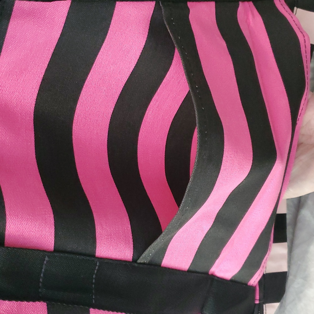 Victoria's Secret Weekend Travel Bag - Picture 16 of 16